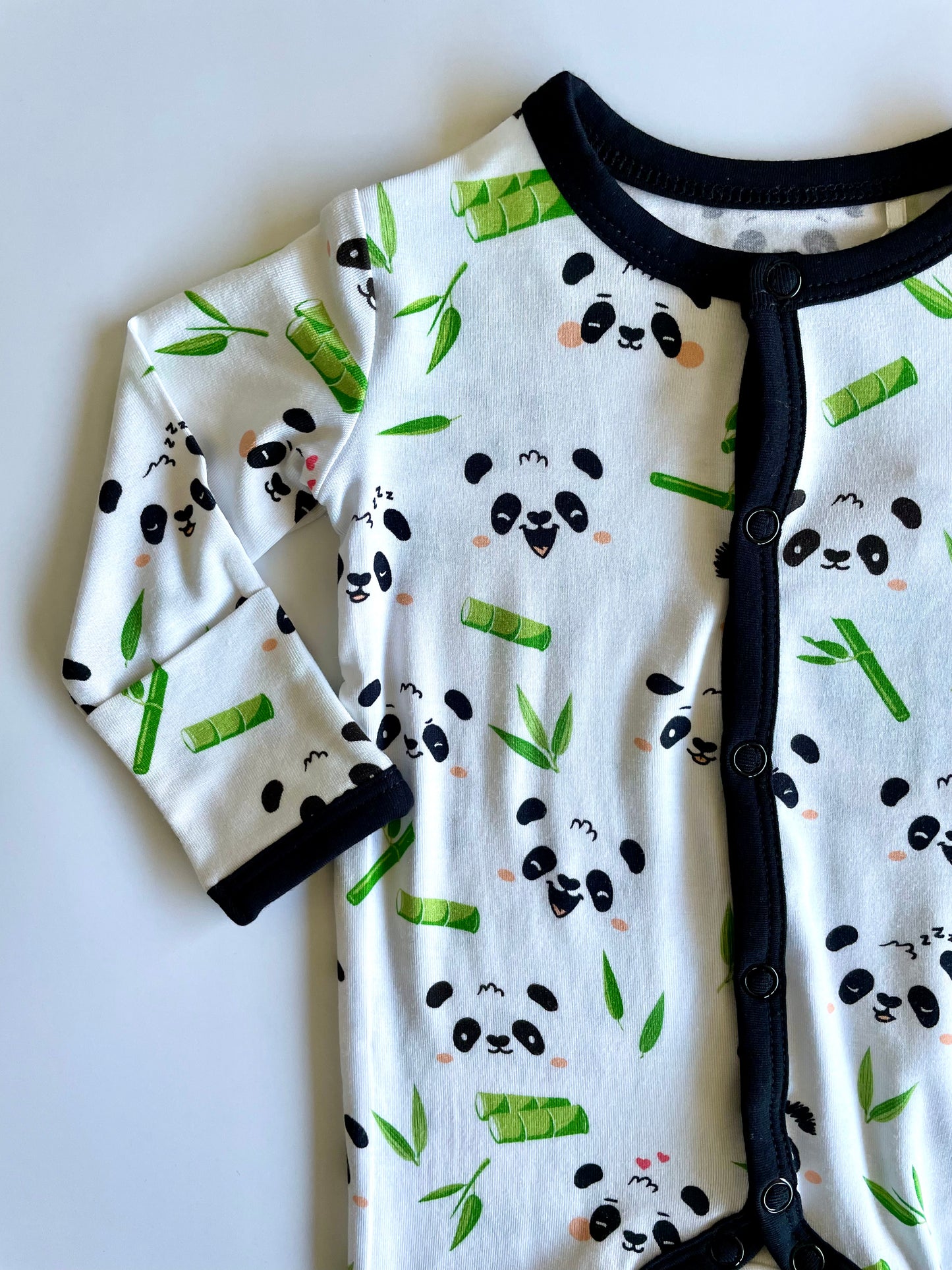 Expressions - Pandas - Romper